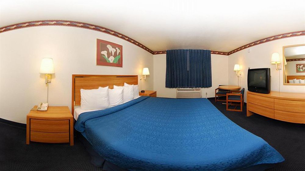 Rodeway Inn Auburn Exteriör bild